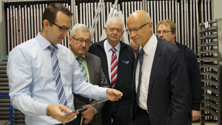 Newsbild - Landrat und Wirtschaftsförderer zu Besuch bei DRÖLLE GmbH